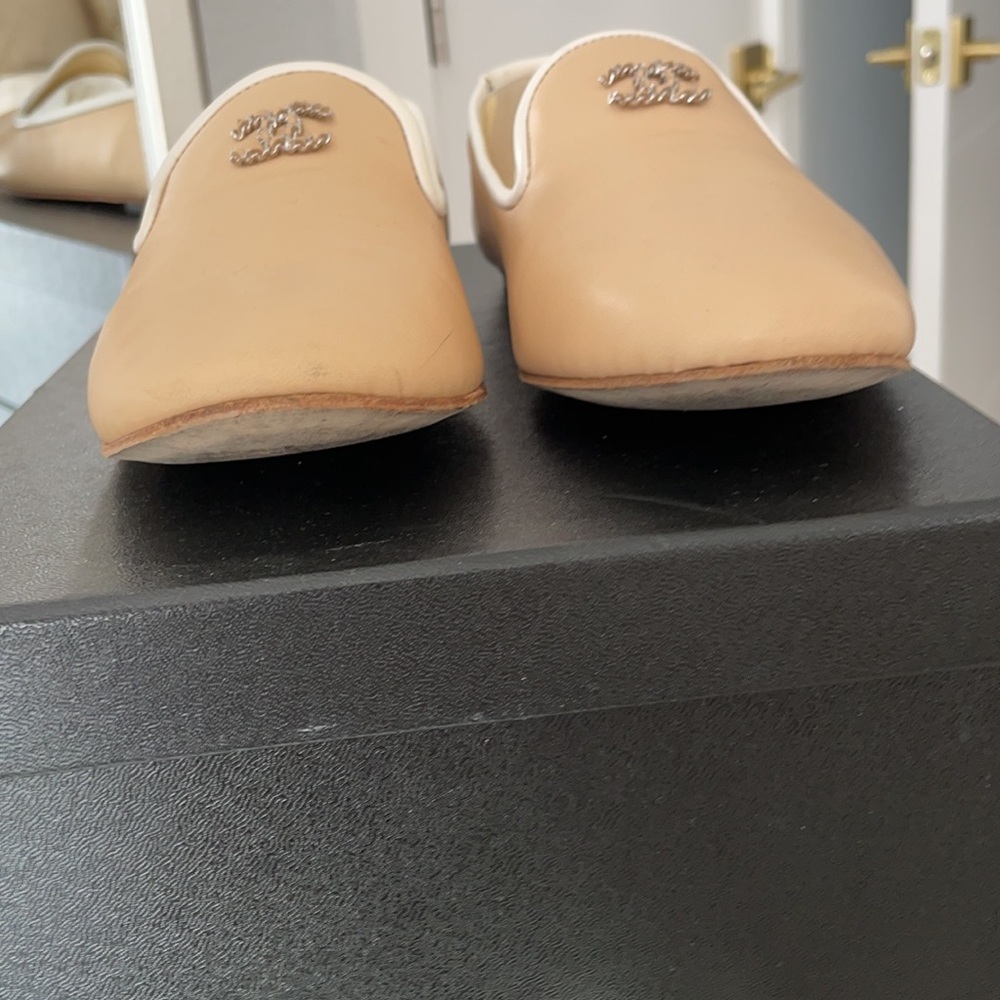CHANEL Loafers in Lambskin size 36.5 - Picture 8 of 13